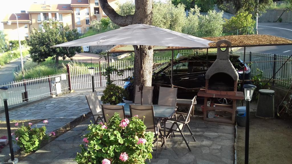 Apartment Con Giardino Privato Santo Stefano al Mare